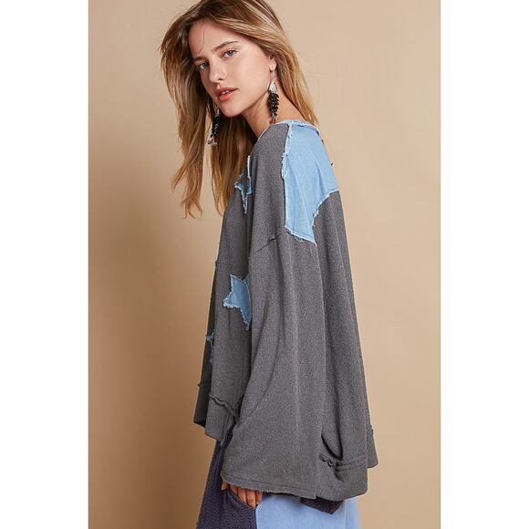 POL Exposed Seam Star Denim Patch Round Neckline Relaxed Fit Sweater | Charcoal - Picture 5 of 6